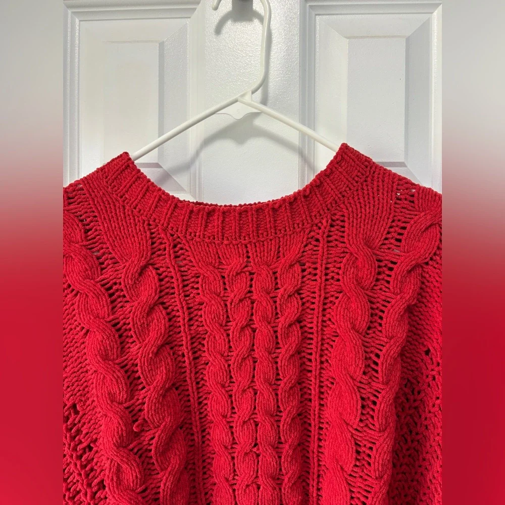 AQUA Women's Red Chunky Cable Knit Pullover‎ Cozy Sweater Size Medium - Picture 3 of 8
